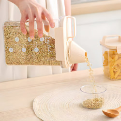 Plastic Food Container M